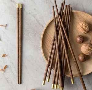 Palillos de madera de nuevo diseño con uso doméstico para restaurantes y hoteles a precios asequibles - Product Image 1