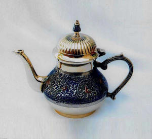 DSH กาต้มน้ำทองเหลืองบริสุทธิ์พร้อมด้ามจับดีไซน์สวยงามสลักกาน้ำชากาแฟร้อนขายดี - Product Image 4