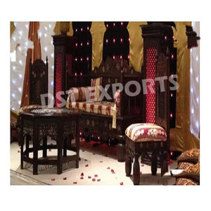 Bel ensemble de canapés en bois de teck sculpté à la main meubles de mariage de scène musulmane Mehndi artisanat en bois élégant pour les décorations de scène - Product Image 1