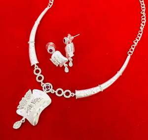 24K chapado en oro Dubai Vintage moda joyería conjunto pendientes brazaletes peines broches en Material de cobre para EE. UU. - Product Image 5