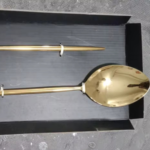 Équipement de cuisine et ensemble de couverts en acier inoxydable utilisés lors des dîners, des fêtes, des mariages, etc. - Product Image 1