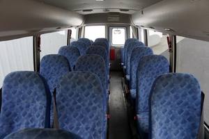 Super Clean 2013 Mitsu-bishi Rosa Bus d'occasion Euro 4 Diesel Transmission manuelle Moteur Yuchai 30 places - Product Image 3