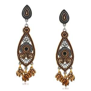 Kriaa 1309052 Boucles d'oreilles pendantes en plaqué or et platine bicolore avec perle et diamant pour les mariages et les fêtes - Product Image 1