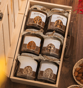 กล่องกระดาษลูกฟูกสำหรับเป็นของขวัญคริสต์มาสกล่องกระดาษลูกฟูกสำหรับตกแต่งคริสต์มาสสีแดงออกแบบได้ตามต้องการ - Product Image 3