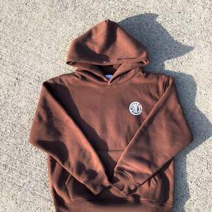 Sudaderas Personalizables Lisas, Mezcla de Algodón y Poliéster de 300 g/m², Felpa Suave, al por Mayor para Sublimación e Impresión de Vinilo - Product Image 3