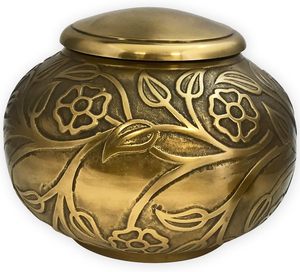Top Seller Florence Urna para adultos de latón antiguo Urna funeraria única con patrón floral elevado grande - Product Image 3