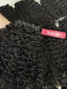 100% Extensions de cheveux humains bruts vietnamiens non transformés donneur unique Double dessiné cheveux bouclés birmans faisceaux bruts armure de cheveux - Product Image 2