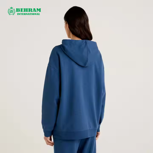 Sweat à capuche unisexe coupe classique, design OEM, logo personnalisé sur le devant, molleton épais 100% coton/éponge française, respirant et séchage rapide - Product Image 4