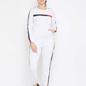 Sudadera Casual de Invierno para Mujer con Logotipo Personalizado en la Parte Delantera, Tejido Transpirable de Alta Calidad - Product Image 1