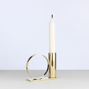 Elegante Portavelas de Metal Moderno para un Aspecto Contemporáneo y Minimalista con Luz Decorativa Estilizada - Product Image 2