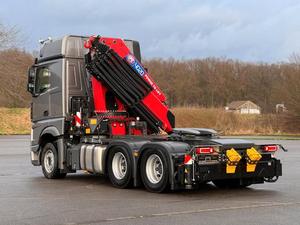 Camión Volquete Merc-edes-Be-nz Arocs 2653 6x4 con Grúa Atlas 172.3E, Altura de Elevación de 25 m, Momento de Carga Alto, Potencia de 390 kW (530 Hp) - Product Image 4