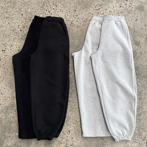 Vêtements d'entraînement d'hiver pour hommes, survêtement, fabricant OEM, Pakistan, Outfitize International - Product Image 3