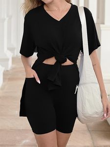 Conjunto de 2 piezas de punto para mujer, negro, con cuello en V, manga corta, pantalones cortos, ajuste holgado, informal, primavera-verano, color liso, uso diario, top con abertura - Product Image 3