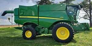 Moissonneuse-batteuse John Deere S760 d'occasion 2019 avec moteur 55 CV et boîte de vitesses, prête à être livrée - Product Image 2