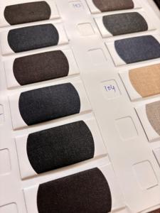 Tissu de costume en poly viscose de célébration de luxe Finition texturée pour blazers et pantalons Tissu de costume en poly viscose de luxe - Product Image 2