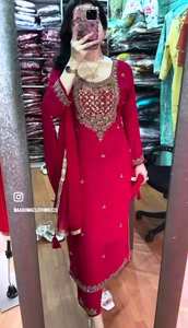 Costumes de fête indiens brodés à la main non cousus de créateur moderne pour femmes pour les fêtes de style traditionnel - Product Image 2