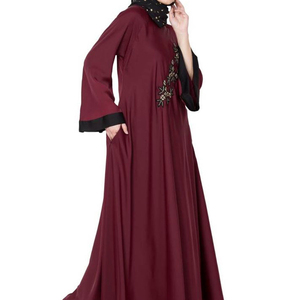 Robe musulmane Abayas Style Quatre Saisons Polyester Personnalisé OEM et ODM pour Femmes Meilleure Qualité Respirant Couleur Unie Femmes Grandes Tailles - Product Image 5