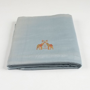 Tissu en coton gris original en gros, poids moyen, teint uni, respirant pour vêtements - Product Image 6