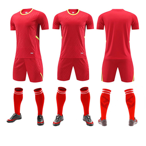 Ensemble d'uniformes de football en gros de haute qualité pour l'entraînement en club Tissu en polyester d'uniforme de football personnalisé - Product Image 4