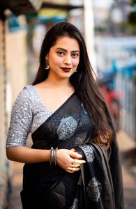 Sari bordado de secuencia Zari de seda de algodón de último diseñador por Fab Zone estilo paquistaní de alta calidad Salwar Kameez para adultos - Product Image 2