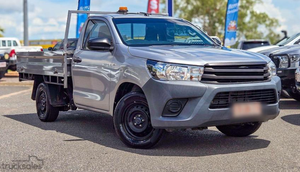 Châssis de cabine 4x2 manuel 2018, couleur argent ciel, 2 portes, 2 sièges, qualité industrielle DIY, personnalisable, garantie de 3 ans - Product Image 3