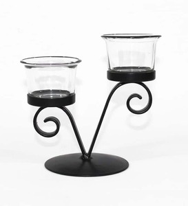 Bougeoirs vintage en laiton doré, lanternes et supports de style classique faits à la main pour la décoration de table de mariage et de dîner à la maison - Product Image 3