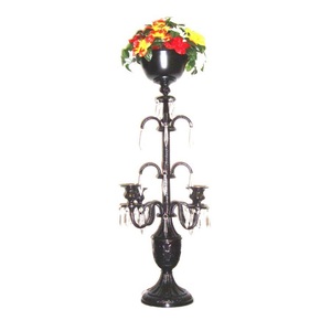 Candélabre de mariage fini mat enduit de poudre noire avec bol de fleurs pièce maîtresse mariage candélabre fait main bougeoir - Product Image 1