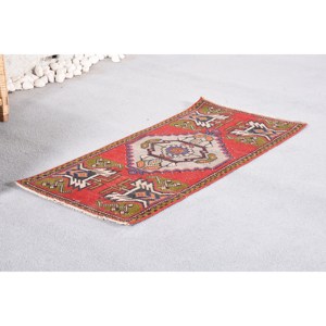 Alfombra de lana Kilim Vintage, diseño de retazos rojos y verdes, tamaño de 150X320cm, técnica de tejido plano para uso en dormitorio - Product Image 3