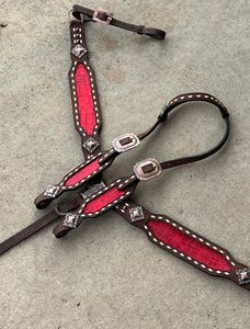 Bride de cheval réglable en cuir de crocodile et collier de poitrine avec ajustement confortable pour l'équitation - Product Image 4