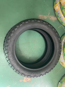 Neumático de Motocicleta Sin Cámara Duradero 110/90-16 KUMATIRE K525 Rendimiento en Carretera Urbana/Mixta - Product Image 5