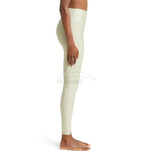 กางเกงเลกกิ้งออกกำลังกายผู้หญิง เอวยืดหยุ่น ผ้าเนื้อแน่น คุณภาพสูง ผลิตจากสแปนเด็กซ์/โพลีเอสเตอร์ ระบายอากาศได้ดี น้ำหนักเบา สวมใส่สบาย ไร้ตะเข็บ - Product Image 4