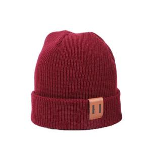 Gorro de invierno con logotipo personalizado hecho a máquina gorro de punto informal de invierno para adultos - Product Image 5