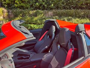 NUOVA CHEVROLET CAMARO V8 2025 4X4 - AUTO SPORTIVA DA CORSA / COUPÉ NEU VOLL 415CV Biturbo 7s TRASMISSIONE AUTOMATICA CVT - Product Image 3