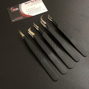 Pince à cils japonaise en acier inoxydable durable en gros noir mat avec pointe pointue outil d'extension de cils de marque privée - Product Image 3