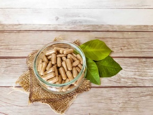Fournisseur en gros de capsules d'ashwagandha biologique, capsules d'extrait de Withania Somnifera, supplément à base de plantes en marque privée OEM, export - Product Image 2