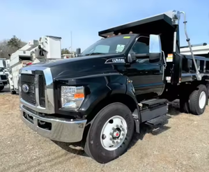 Precio al por Mayor 2023 2024 Camión Volquete de Eje Único Ford F-650, Automático de 10 Velocidades, LISTO PARA EXPORTAR a Todo el Mundo con GARANTÍA - Product Image 3