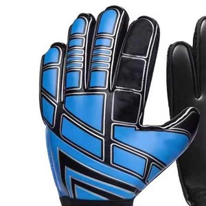 Gants de gardien de but légers Tech à des fins de match et d'entraînement Conception et logo personnalisés - Product Image 3