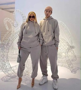 ชุดสเวตเตอร์มีฮู้ดสำหรับผู้หญิงชุดเซต2ชิ้นเสื้อฮู้ดสำหรับใส่วิ่งแขนยาวสำหรับฤดูหนาวออกแบบได้ตามต้องการ - Product Image 1