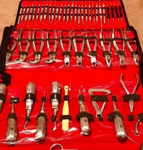 Kit de Instrumentos de Cirugía Dental Oral, Elevadores de Extracción, Fórceps Manuales de Acero Inoxidable, Certificación CE, 61 Piezas, por SurgiRight - Product Image 4