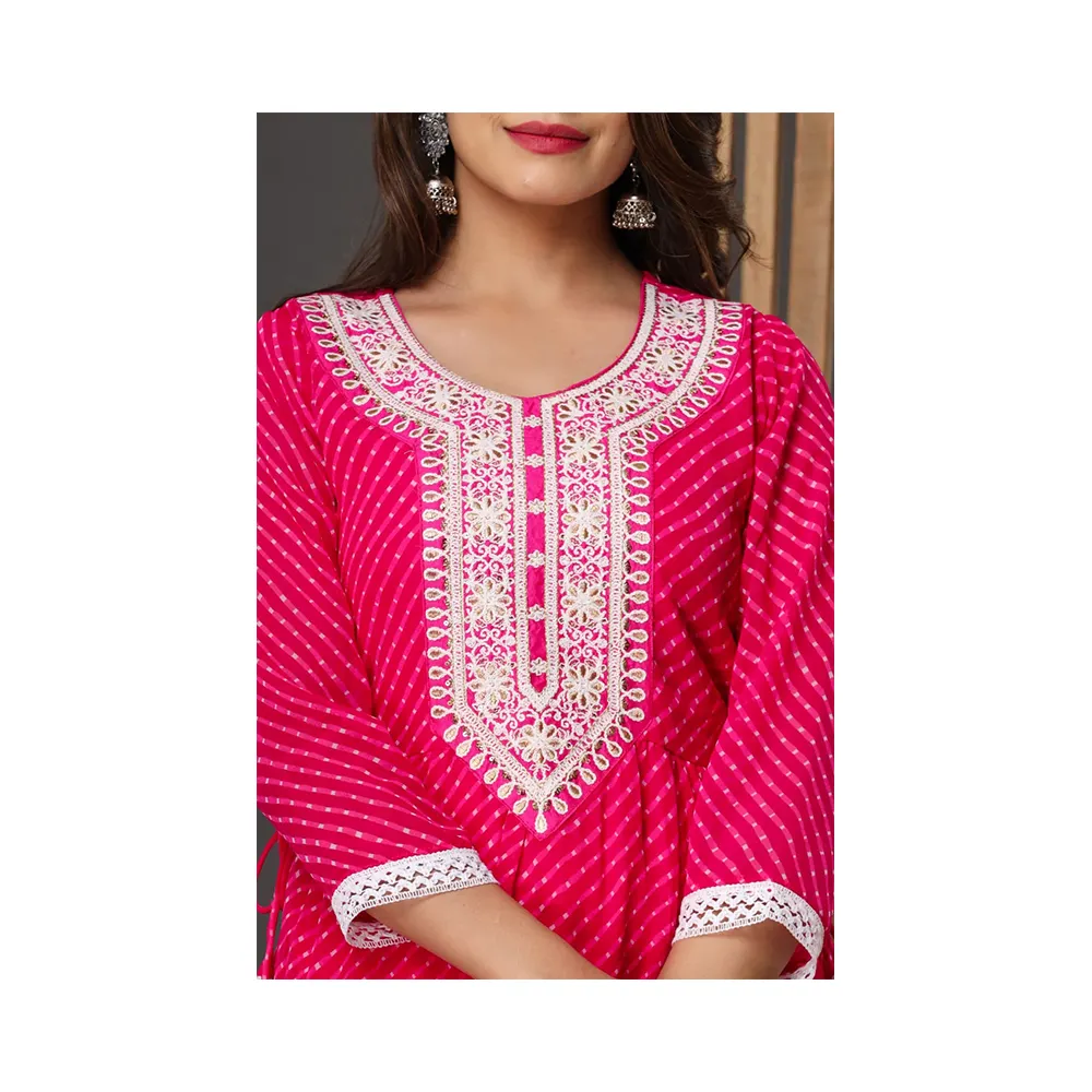Damen Georgette-Kleid zu einem Großhandelspreis aus Indien erhältlich Großhandel Online Georgette Kurtis Hersteller aus Indien