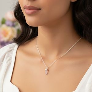 Collar de Plata de Ley con Colgante Pequeño en Forma de Bala de Cuarzo Rosa, Cadena de Plata, Romántico para Compromiso, Boda y Fiesta - Product Image 4