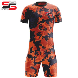 Camiseta de fútbol de malla con logotipo impreso personalizado, uniforme de fútbol transpirable de secado rápido, camisetas de fútbol para hombre y kit completo de fútbol - Product Image 1