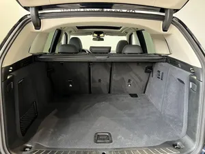 2022 IXiii AWD SUV with Lithium Battery R18 Tires Leather Seats <b>Panoramic</b> Sunroof Aluminium Alloy Roof Rack Touch Screen - Product Image 3