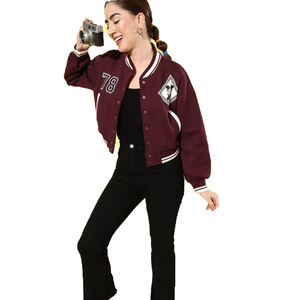 Vestes d'université de baseball de style sportif court et court pour femmes avec des couleurs et des logos personnalisés Veste d'université chaude Letterman pour unisexe - Product Image 1