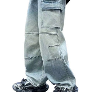 Los mejores pantalones de mezclilla para hombre para cada estilo y ocasión Jeans que ajustados y relajados Encuentra tu par perfecto de pantalones de mezclilla - Product Image 1