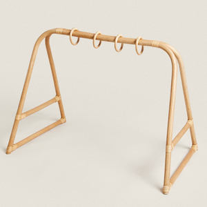 Gymnase d'activités en rotin naturel très vendu pour les nouveau-nés, bon prix, gymnase d'activités en bambou pour bébé et jouets - Product Image 5
