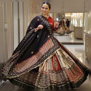 LEHENGA CHOLI INDIO BOLLYWOOD FIESTA DE BODA PAKISTANI WEAR READYMADE 2025 - Product Image 5