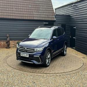 Volkswagen Tiguan Allspace 2.0TDI R-Line 2022 Económico con Volante a la Izquierda/Derecha - Product Image 1