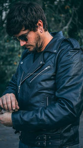Veste en cuir PU d'automne et d'hiver de haute qualité Veste en cuir à capuche pour hommes Veste en cuir de motard pour hommes - Product Image 3