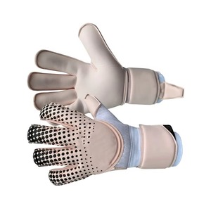 Gants de gardien de but sur mesure avec ajustement confortable et prise fiable pour les performances de match - Product Image 6